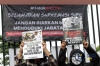 Jelang Pengesahan RUU TNI Mahasiswa Demo di Gedung DPR RI-6.jpg