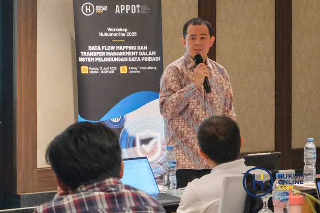 Co-Founder Asosiasi Praktisi Pelindungan Data Indonesia (APPDI), Raditya Kosasih, dalam Workshop Hukumonline: Data Flow Mapping and Data Transfer Management, Kamis (12/6/2025). Foto: HFW