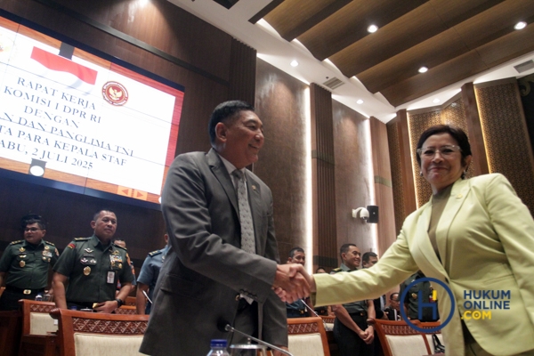 MENHAN BAHAS KONDISI GEOPOLITIK DENGAN KOMISI I DPR-5.jpg