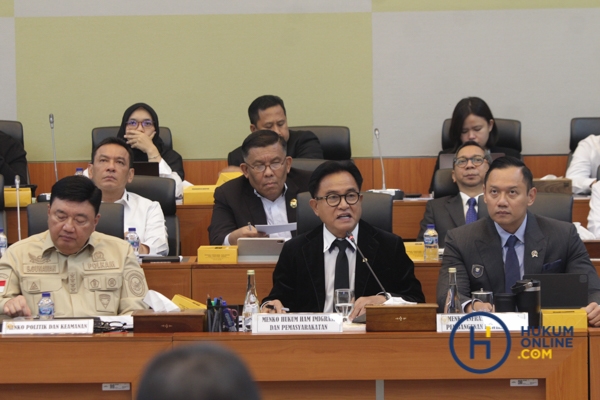 Banggar DPR Raker Dengan Para Menko Bahas Rencana Kerja Anggaran 2026.jpg