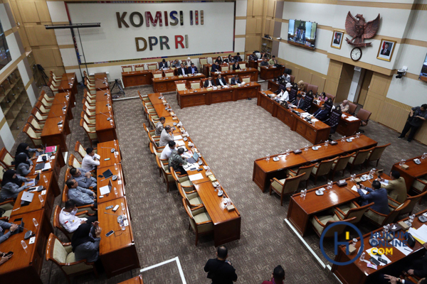 Suasana rapat Panja RUU KUHAP dengan wakil pemerintah, Rabu (9/7/2025) kemarin. Foto: RES