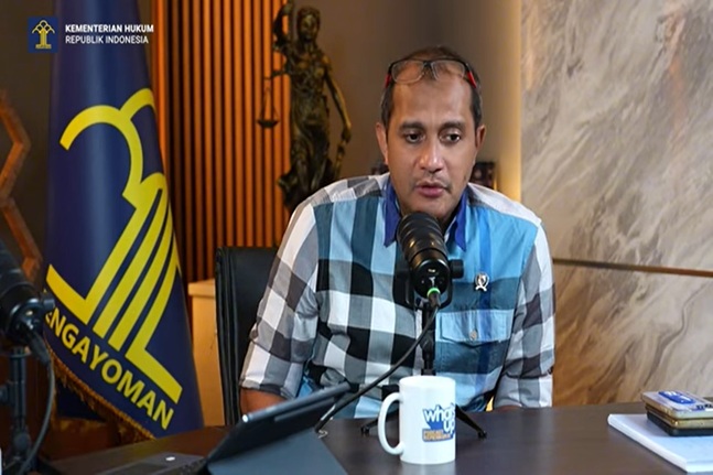 Wakil Menteri Hukum, Profesor Edward Omar Sharif Hiariej dalam diskusi bertema RUU KUHAP yang diselenggarakan Kementerian Hukum, Jumat (25/7/2025). Foto: Tangkapan layar youtube