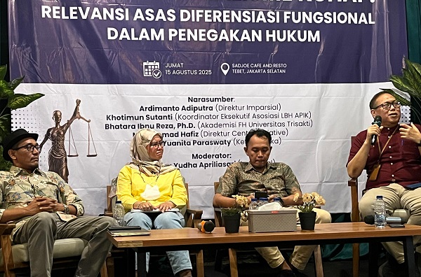 Diskusi Media Konstitusionalisme RKUHAP di Jakarta, Jumat (15/8). Foto: HAN