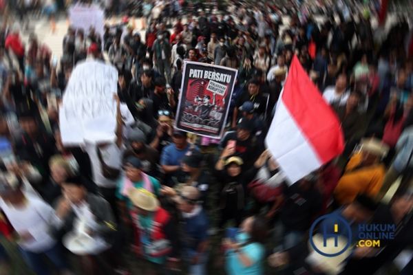 Ratusan Warga Pati Datangi KPK  (1).jpg