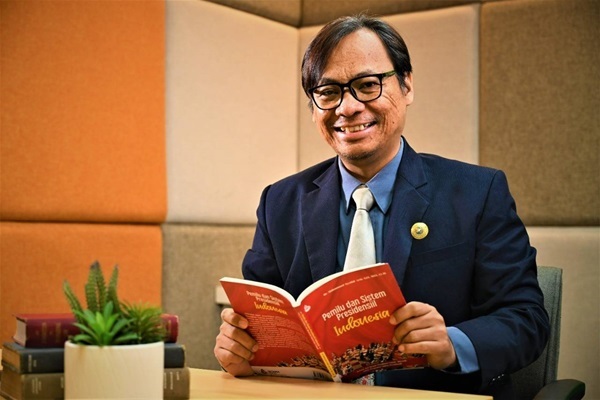 Dosen Hukum Tata Negara Fakultas Hukum (FH) Universitas Airlangga (Unair), Mohammad Syaiful Aris. Foto: Humas Unair