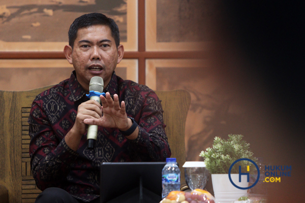 Kepala Badan Keahlian DPR, Prof Bayu Dwi Anggono dalam Seminar dan Konferensi Nasional Asosiasi Pengajar Ilmu Perundang-undangan (ASIPPER) 2025 di Fakultas Hukum Universitas Pancasila, Kamis (23/10/2025) pekan kemarin. Foto: RES
