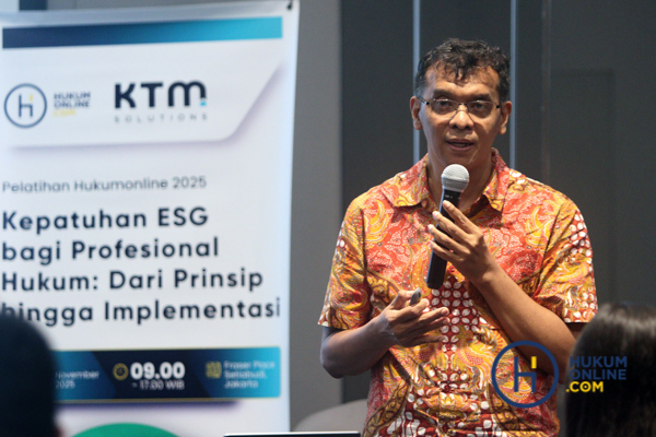 Salman Noersiwan Bachtiar dalam Pelatihan Hukumonline 2025: Kepatuhan ESG bagi Profesional Hukum â€“ Dari Prinsip hingga Implementasi