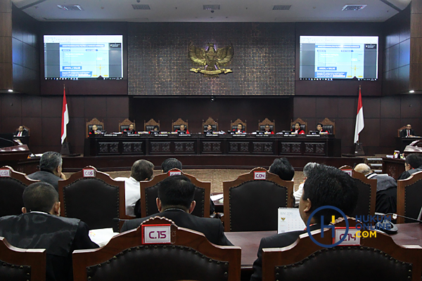 Ilustrasi suasana persidangan uji materi UU di Gedung MK. Foto: RES