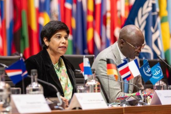 ICC Deputy Prosecutors Nazhat Shameem Khan dan Mame Mandiaye Niang memimpin peluncuran Kebijakan Penanganan Kerusakan Lingkungan Melalui Statuta Roma. Foto: icc-cpi.int