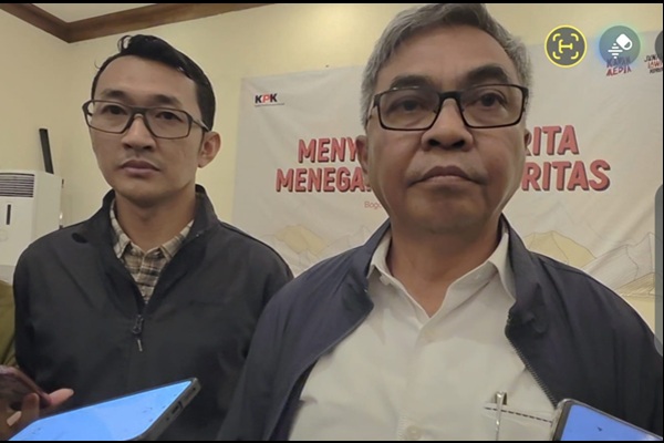 Ketua KPK Setyo Budiyanto (kanan). Foto: AJI