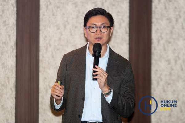 Vice Chairman Asosiasi Praktisi Pelindungan Data Indonesia (APPDI), Danny Kobrata saat menjadi pemateri dalam Masterclass Pelindungan Data Pribadi: Menguasai Teori, Regulasi, dan Implementasi, Selasa (10/2/2026). Fotografer/RES