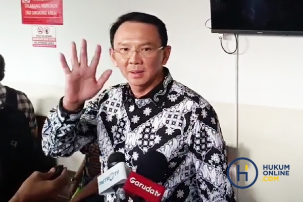 Ahok Jadi Saksi di Sidang LNG Pertamina (3).jpg