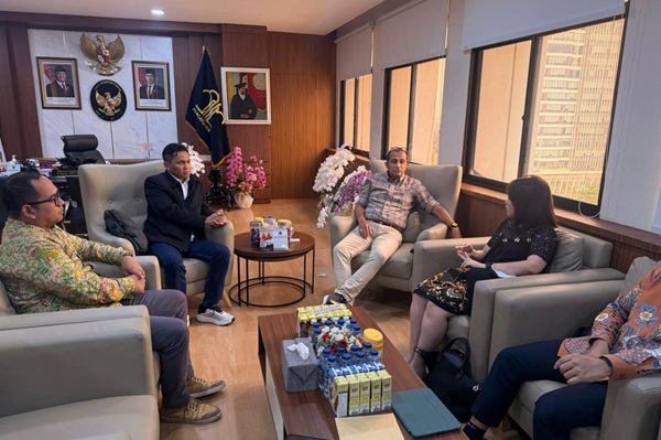 Wamenkum Eddy Hiariej ditunjuk menjadi salah satu Dewan Penasihat Forum Legal BUMD SI. Foto: Istimewa
