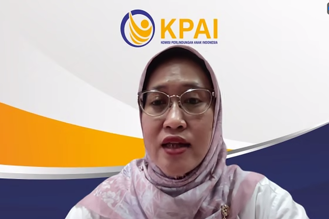 Komisioner Komisi Perlindungan Anak Indonesia (KPAI), Diyah Puspitarini. Foto: Tangkapan layar zoom
