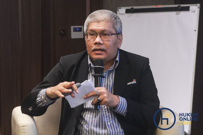 Konsultan Easybiz, Andrey saat menjadi pembicara dalam Pelatihan Hukumonline 2026 bertajuk ‘Implementasi KBLI 2025: Memahami Dampak Hukum dan Risiko Kepatuhan bagi Pelaku Usaha’, Rabu (20/5/2026). Fotografer / HFW