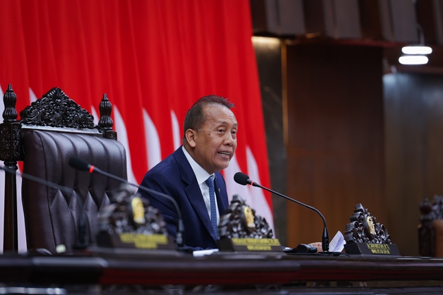  Wakil Ketua DPR, Saan Mustopa saat memimpin rapat paripurna di Komplek Gedung Parlemen, Rabu (20/5/2026). Foto: dpr.go.id