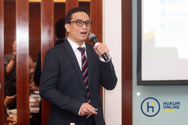 Managing Partner Manurung Fachrulian Siregar Law Firm, Novio Manurung dalam regulatory breakout session pada rangkaian acara Indonesia Regulatory Compliance Awards 2026 di Jakarta, Jumat (22/5). Foto: RES
