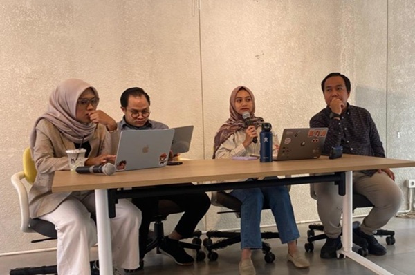 Kegiatan peluncuran penelitian dan diskusi publik bertajuk Awal Mula Kecurangan Pemilu 2029: Mempermainkan Waktu Revisi UU Pemilu, di Jakarta, Senin (8/6). Foto: istimewa