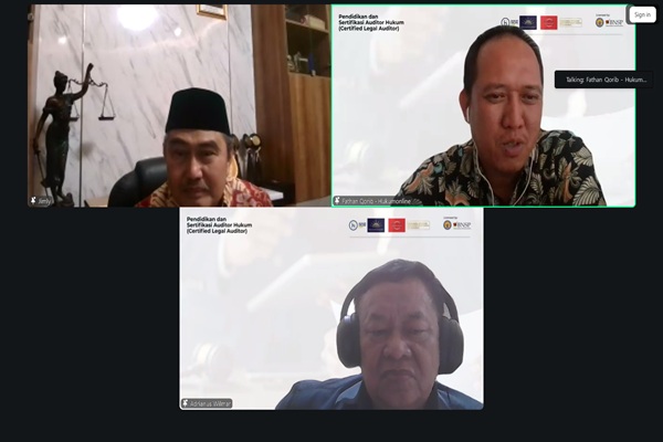 Acara Pendidikan dan Sertifikasi Auditor Hukum (Certified Legal Auditor) yang diselenggarakan Hukumonline dengan ASAHI dan Jimly School Of Law And Government (JSLG), Rabu (10/6/2026). Foto: Tangkapan layar zoom