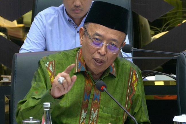 Perwakilan pengusul dari Komisi IV DPR, Darori Wonodipuro dalam rapat Panja dengan Baleg DPR, Selasa (23/6/2026). Foto: Istimewa