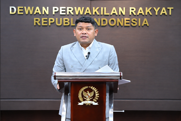 Anggota Komisi III DPR Abdullah dalam Sidang Pleno Perkara Nomor 239/PUU-XXIV/2026 di Mahkamah Konstitusi (MK), Selasa (28/7/2026). Foto:  Istimewa