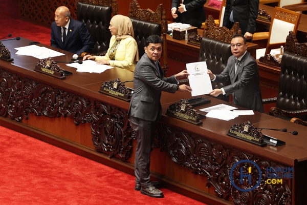 DPR Sepakati 14 Calon Hakim MA-3.jpg