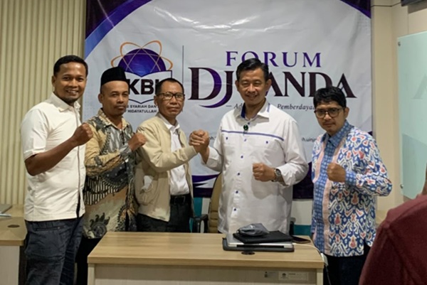 Para peserta diskusi 