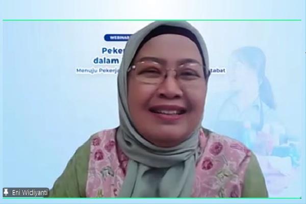 Asisten Deputi Pengarusutamaan Gender Bidang Perekonomian, Infrastruktur, dan Pembangunan Kewilayahan dan Pemerintah Daerah Wilayah Satu di KemenPPPA, Eni Widiyanti. Foto: Tangkapan layar YouTube